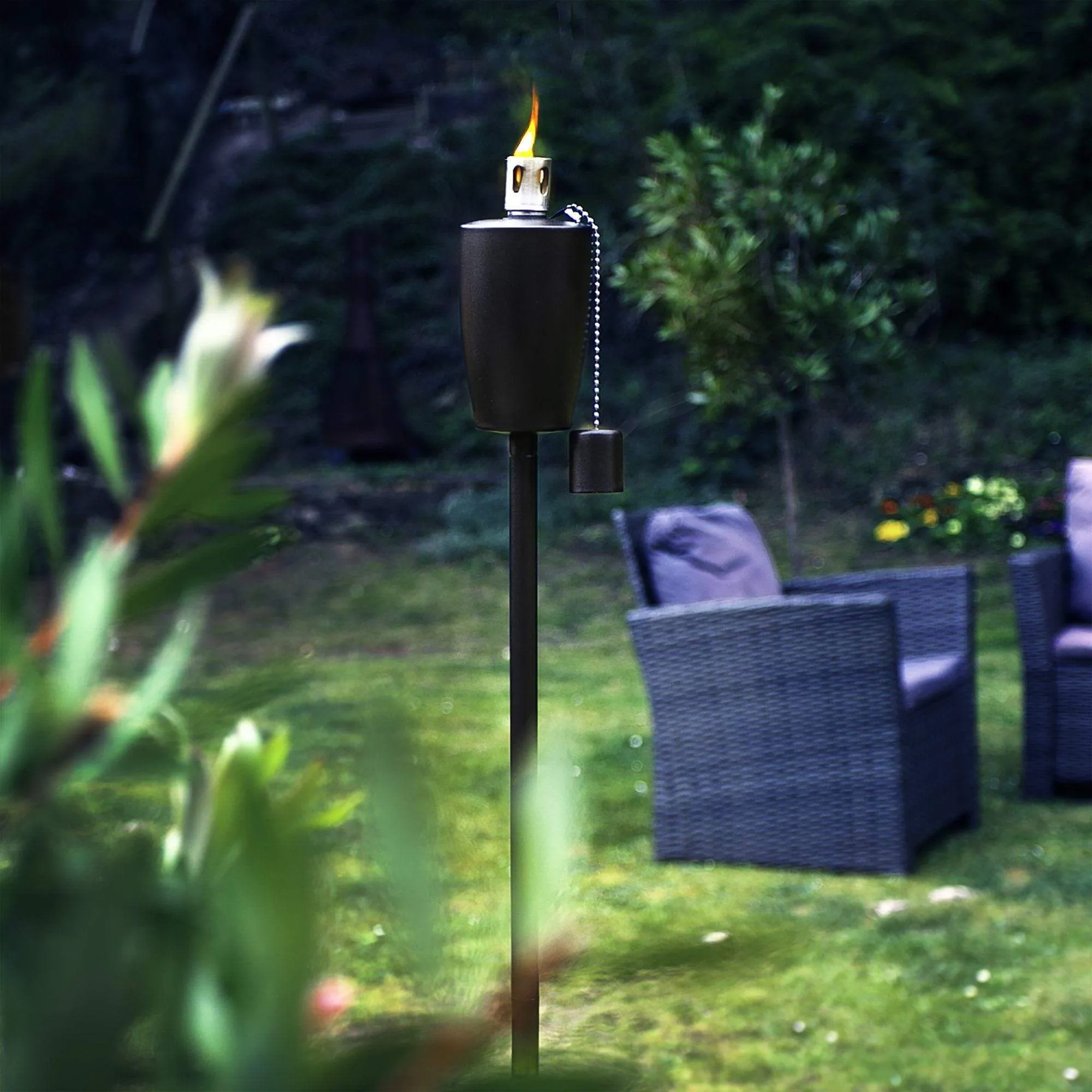 1.46m Metal Barrel Garden Torches - Pack of Six - By Harbour Housewares