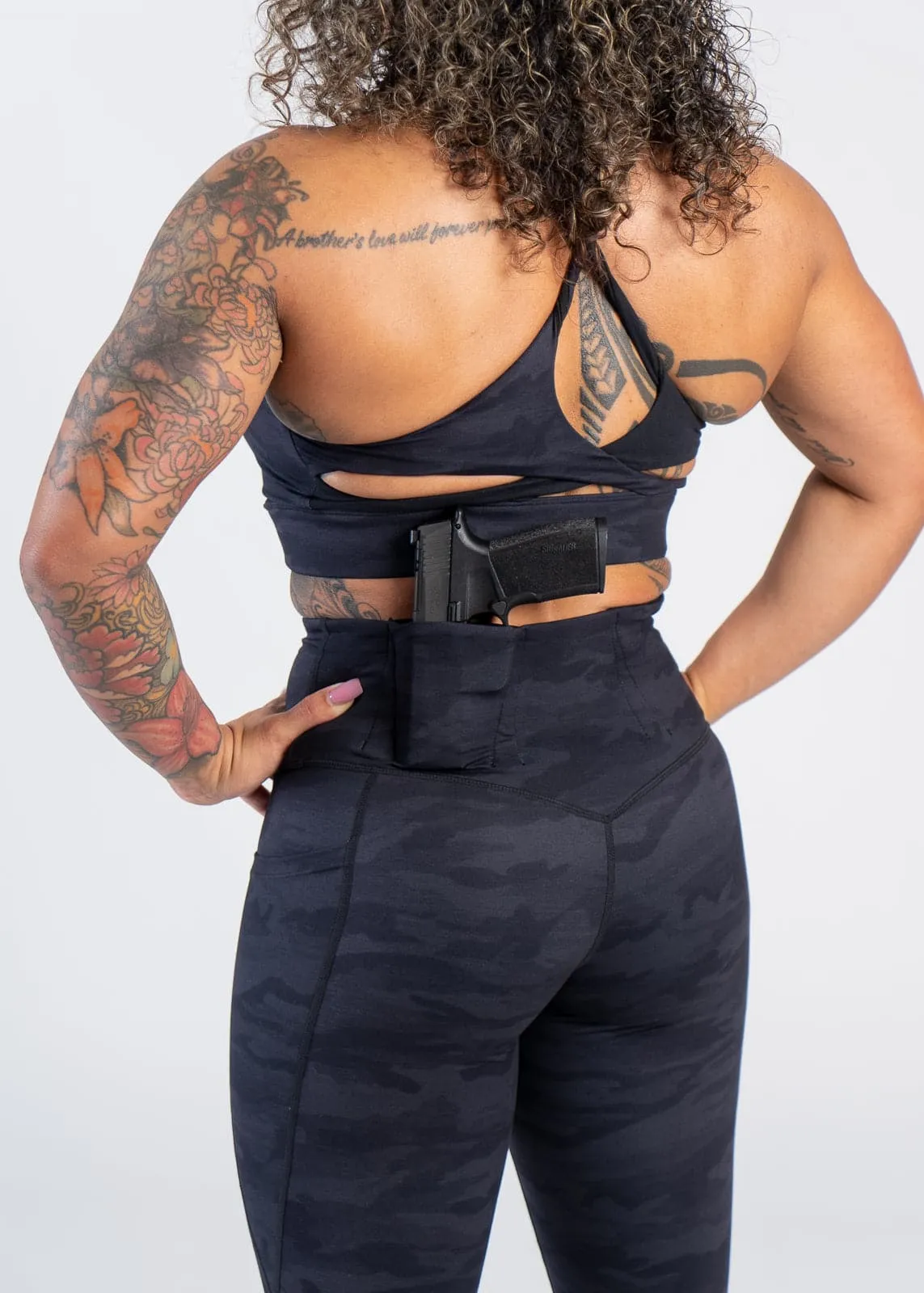 Concealed Carry Leggings With Pockets | Black Camo