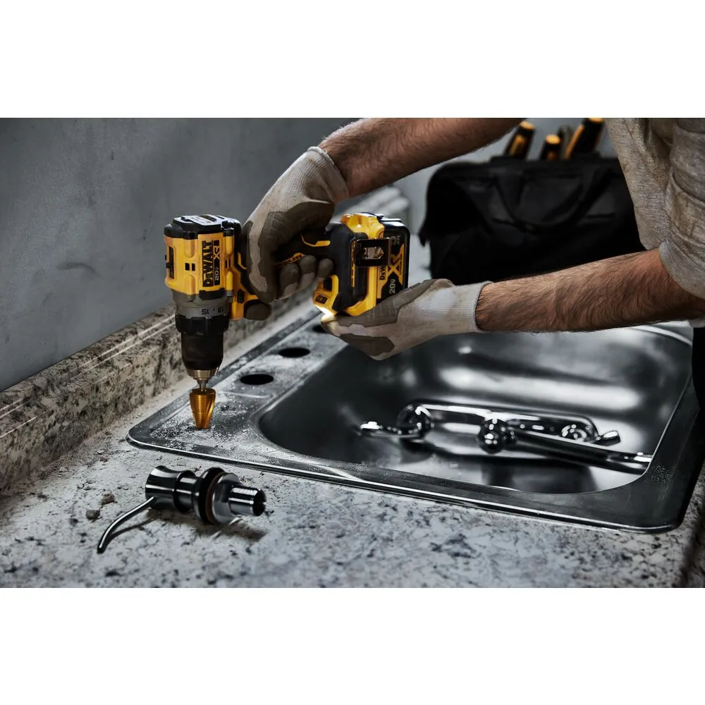 DeWALT DCD800P1 20V MAX XR 1/2" Brushless Cordless Drill/Driver Kit