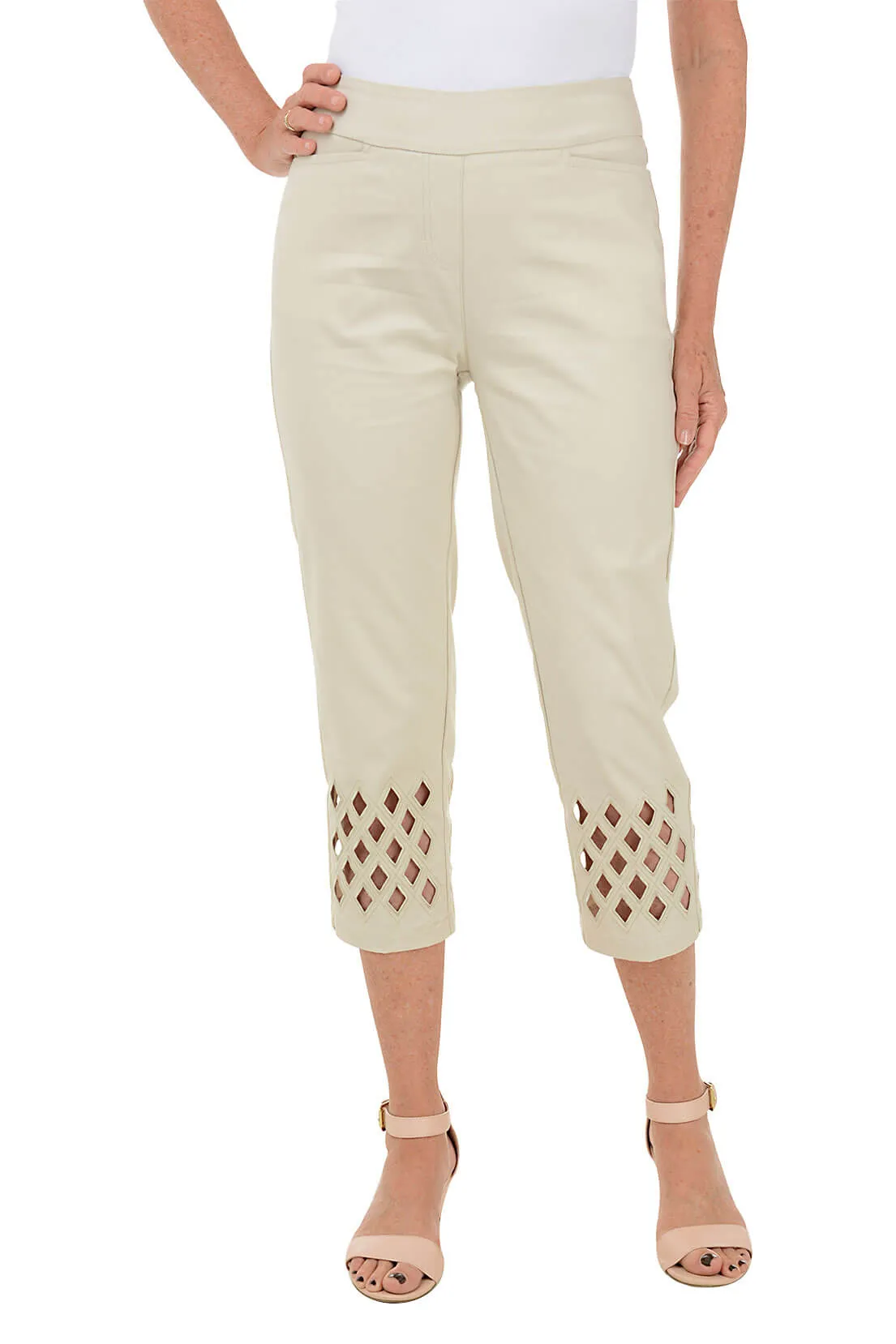 Diamond Cut-Out Capri Pant