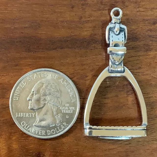 English Stirrup With Leather Pendant